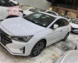 هیوندای ئەلەنترا